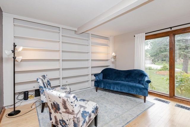 1577 East Gate DRIVE, Watertown, WI 53094