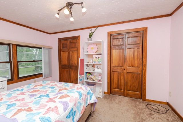 1577 East Gate DRIVE, Watertown, WI 53094