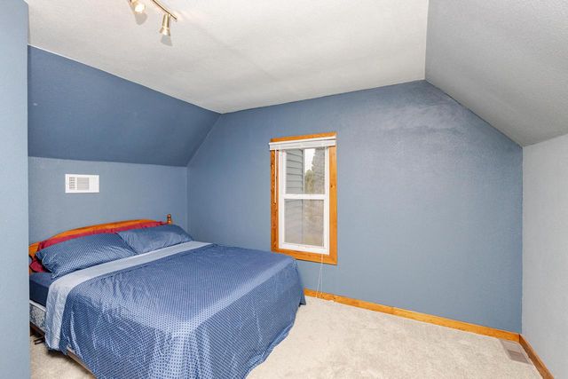 1577 East Gate DRIVE, Watertown, WI 53094