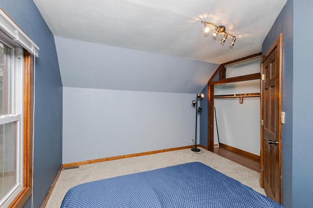 1577 East Gate DRIVE, Watertown, WI 53094