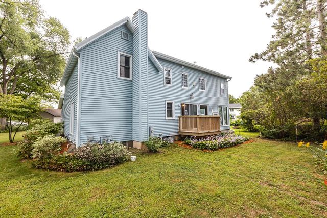 1577 East Gate DRIVE, Watertown, WI 53094