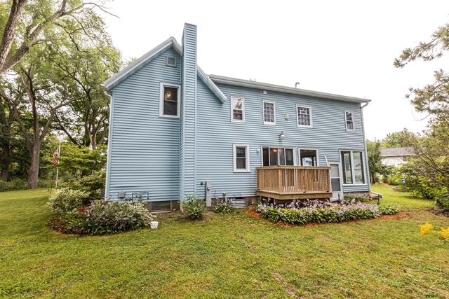 1577 East Gate DRIVE, Watertown, WI 53094
