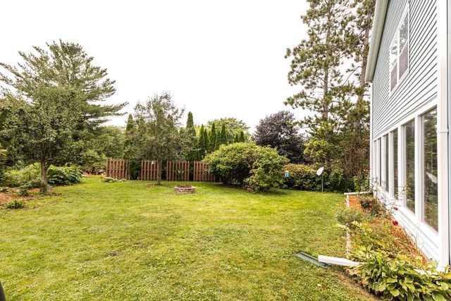 1577 East Gate DRIVE, Watertown, WI 53094