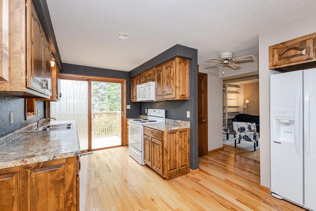 1577 East Gate DRIVE, Watertown, WI 53094