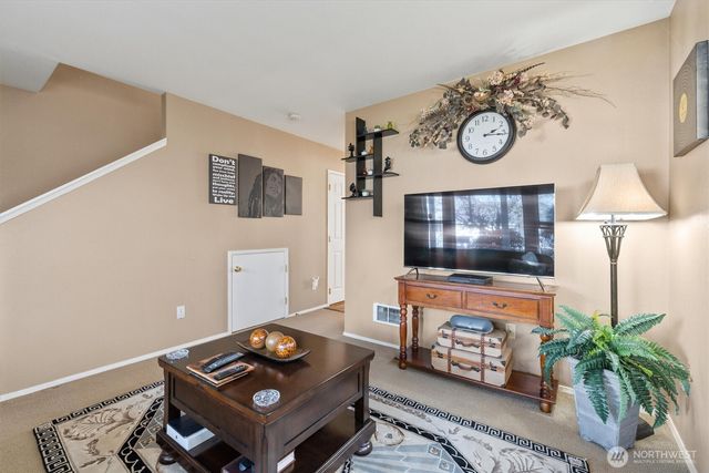 3309 S Mead Street, Seattle, WA 98118