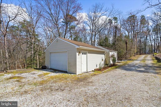 180 WALDO RD, Pasadena, MD 21122