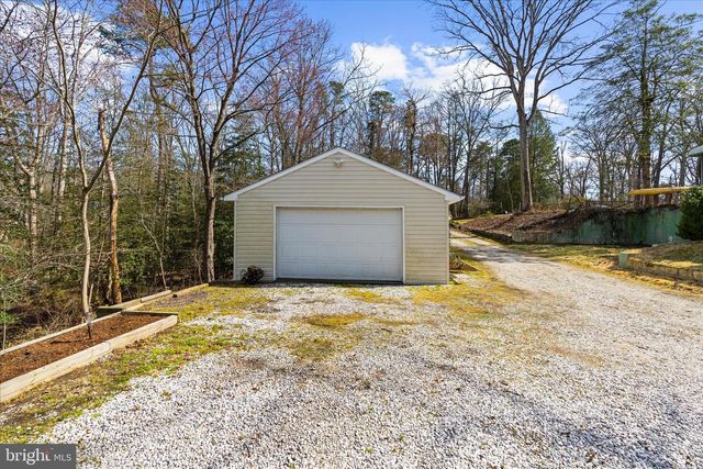 180 WALDO RD, Pasadena, MD 21122