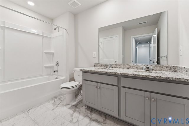 4203 Eagle Dr, Hopewell, VA 23860