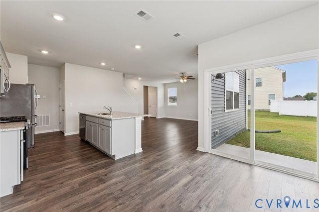 4203 Eagle Dr, Hopewell, VA 23860