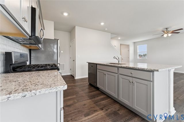 4203 Eagle Dr, Hopewell, VA 23860