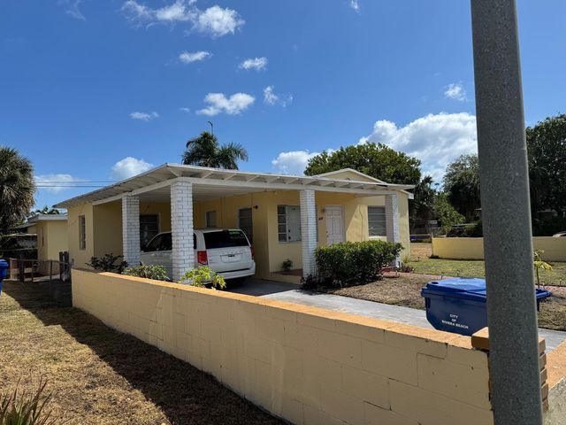 958 W 4th Street, Riviera Beach, FL 33404