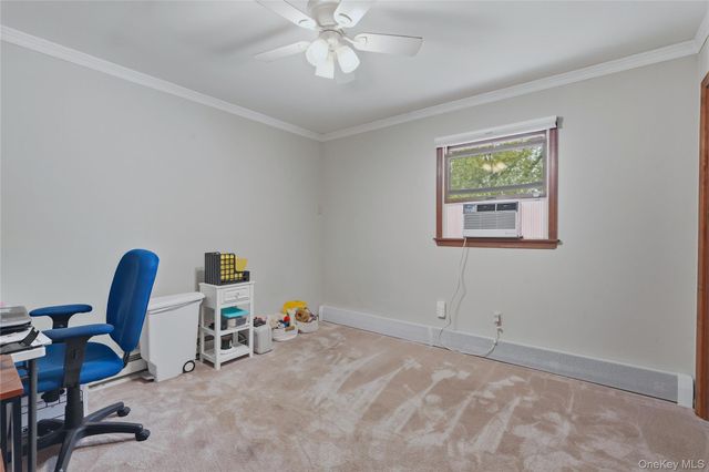27 Bobolink Lane, Salt Point, NY 12578