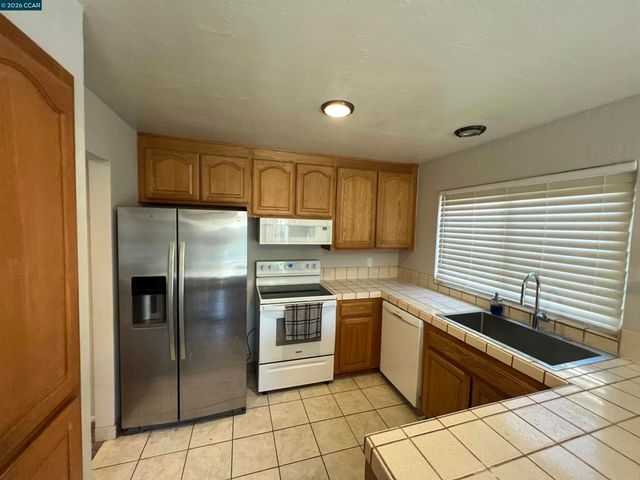 1091 Alamo CT, Pittsburg, CA 94565