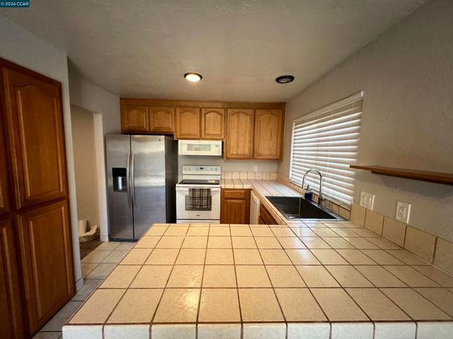 1091 Alamo CT, Pittsburg, CA 94565