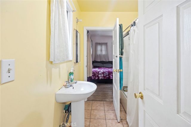 4903 Barstow, Los Angeles, CA 90032