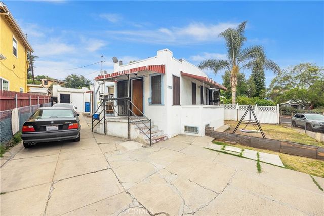 4903 Barstow, Los Angeles, CA 90032