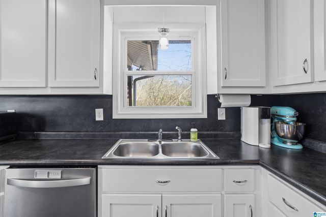 3001 KATHY LANE, Fultondale, AL 35068