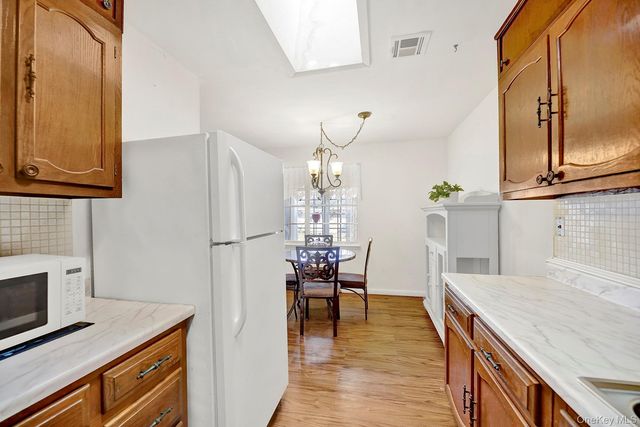 279 Berwick Court B, Ridge, NY 11961