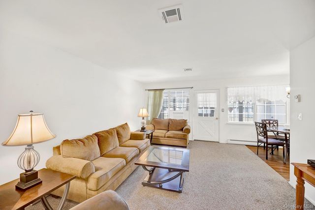 279 Berwick Court B, Ridge, NY 11961