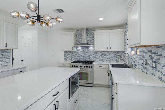 7306 ELLERBY PT, San Antonio, TX 78240