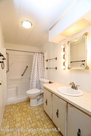 414 Joslen Boulevard 4, Hudson, NY 12534