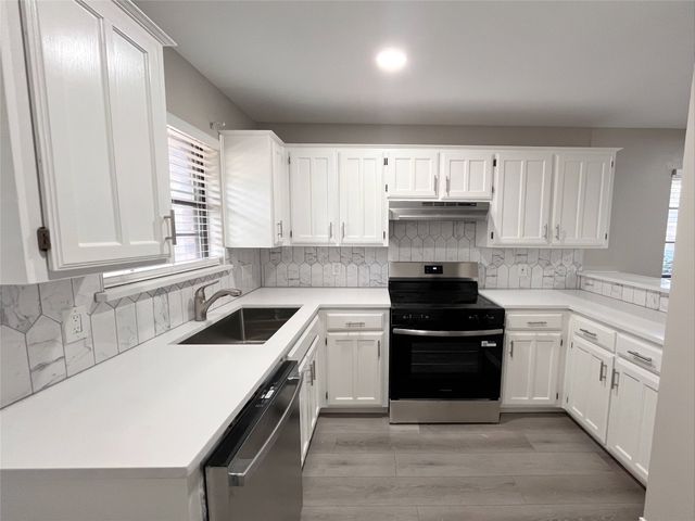 5628 Westchase Drive, North Richland Hills, TX 76180