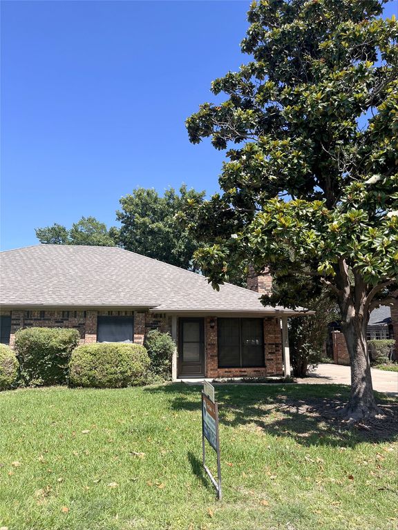 5628 Westchase Drive, North Richland Hills, TX 76180