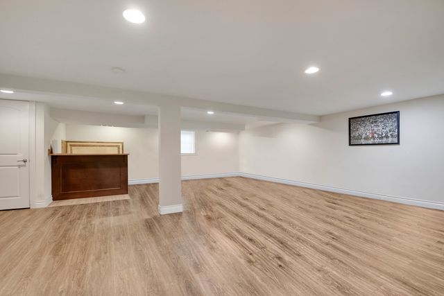 16810 Greenwood Avenue, South Holland, IL 60473