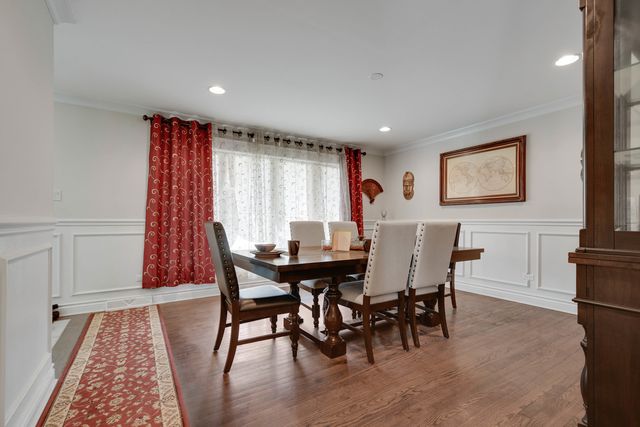 16810 Greenwood Avenue, South Holland, IL 60473