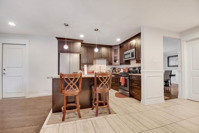 16810 Greenwood Avenue, South Holland, IL 60473