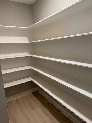 8051 Bay Branch Drive 432, Spring, TX 77382