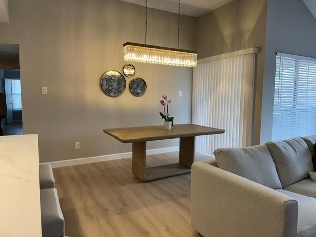 8051 Bay Branch Drive 432, Spring, TX 77382