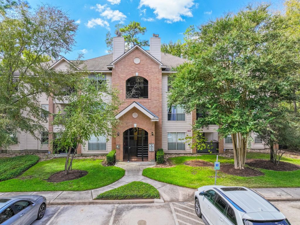 8051 Bay Branch Drive 432, Spring, TX 77382