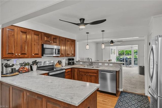 4827 Kempsville Greens PW, Virginia Beach, VA 23462