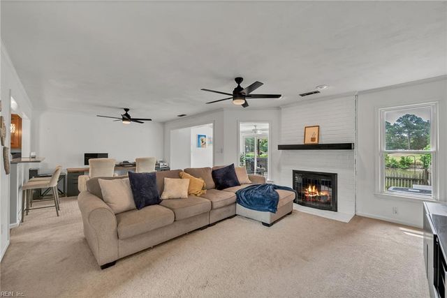 4827 Kempsville Greens PW, Virginia Beach, VA 23462