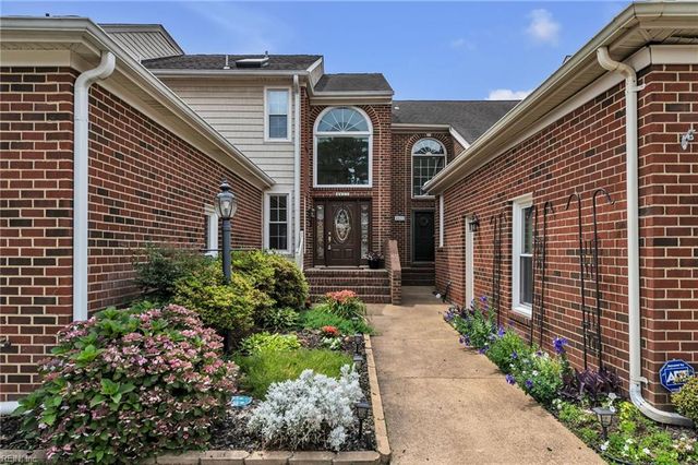 4827 Kempsville Greens PW, Virginia Beach, VA 23462