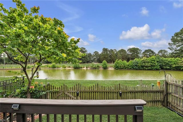 4827 Kempsville Greens PW, Virginia Beach, VA 23462