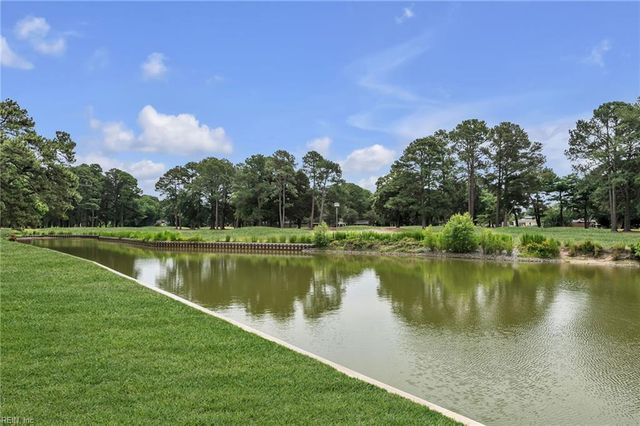 4827 Kempsville Greens PW, Virginia Beach, VA 23462