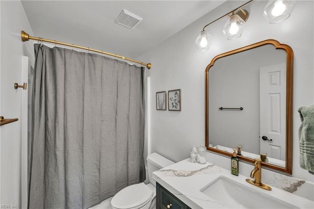 4827 Kempsville Greens PW, Virginia Beach, VA 23462