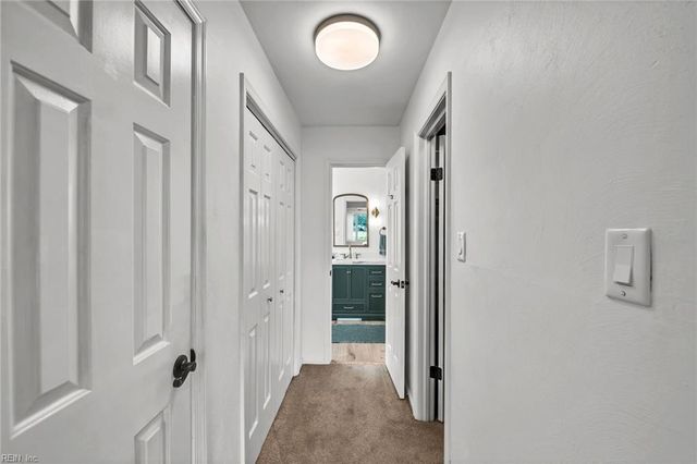 4827 Kempsville Greens PW, Virginia Beach, VA 23462