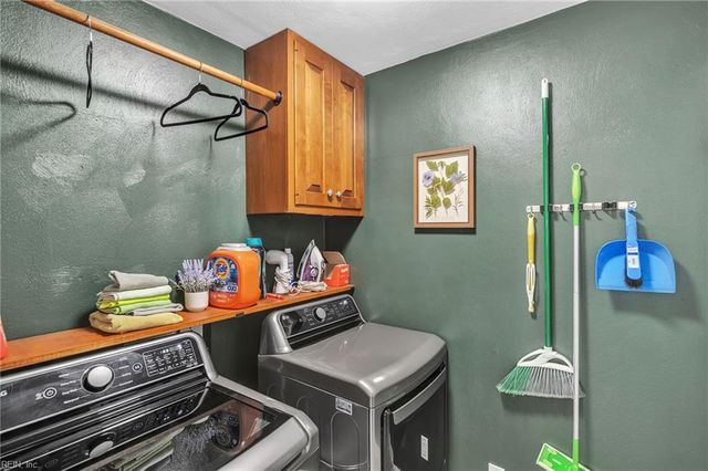 4827 Kempsville Greens PW, Virginia Beach, VA 23462