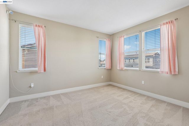 2836 Stringham Way, Dublin, CA 94568