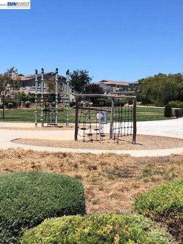 2836 Stringham Way, Dublin, CA 94568