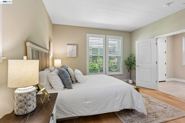 2836 Stringham Way, Dublin, CA 94568