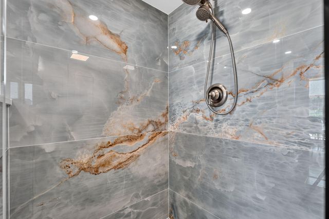 2401 Marina Isle Way 105, Jupiter, FL 33477