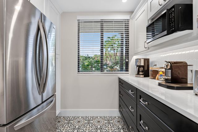 2401 Marina Isle Way 105, Jupiter, FL 33477