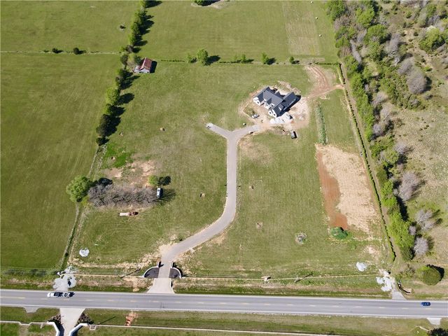 3170 W Bowen Boulevard, Fayetteville, AR 72703