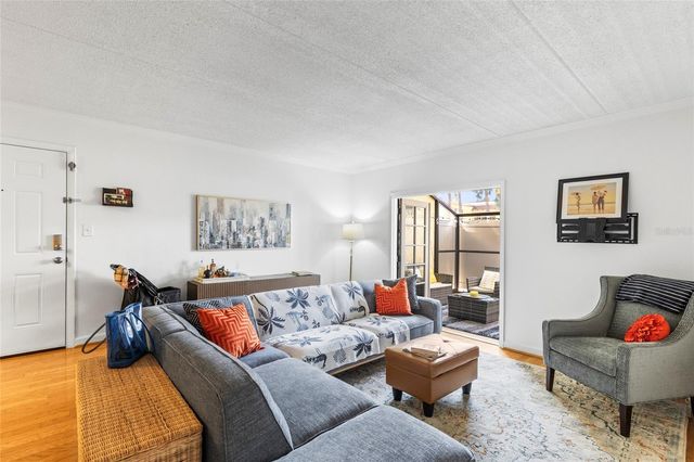 5304 W KENNEDY BOULEVARD 107, Tampa, FL 33609