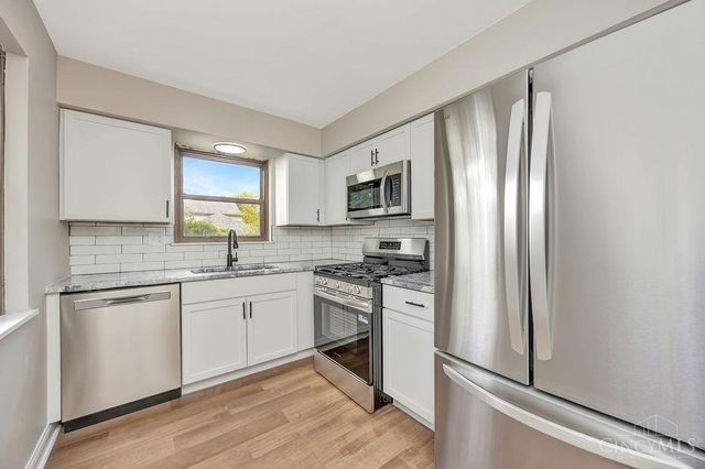 5313 Romance Lane, Delhi Twp, OH 45238