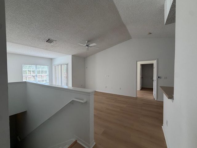 10336 Fox Trail Road S 1304, West Palm Beach, FL 33411